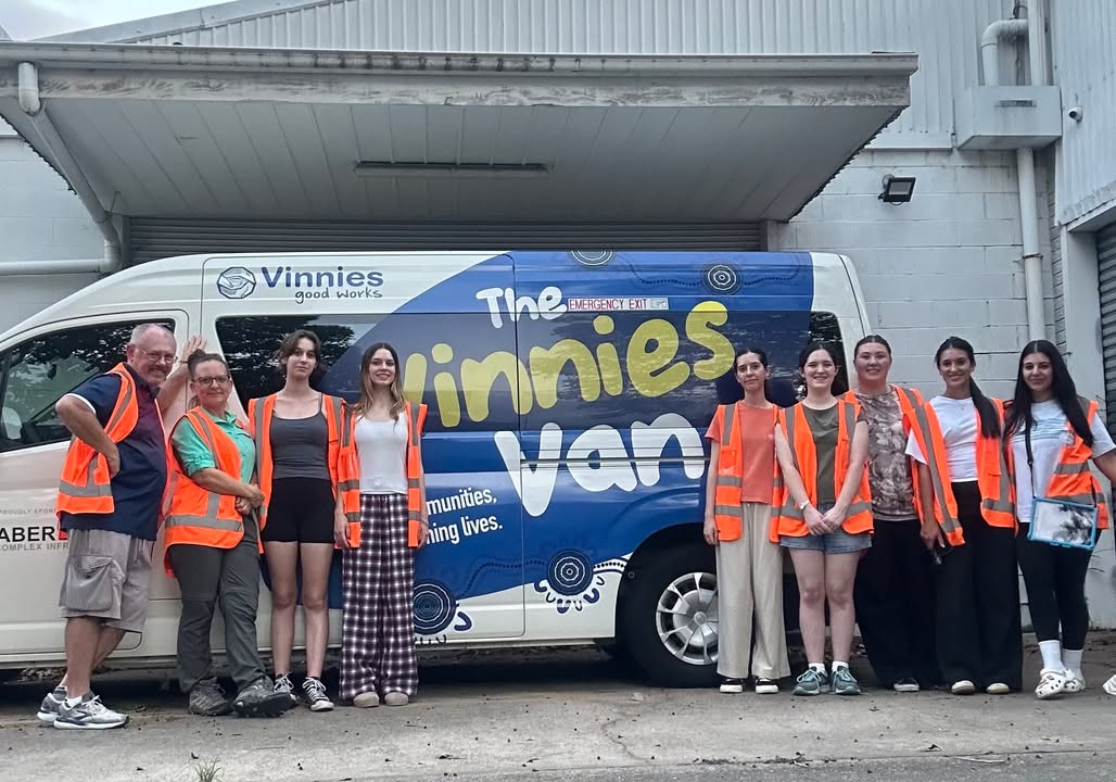 518854690242906_1477837194344646-1